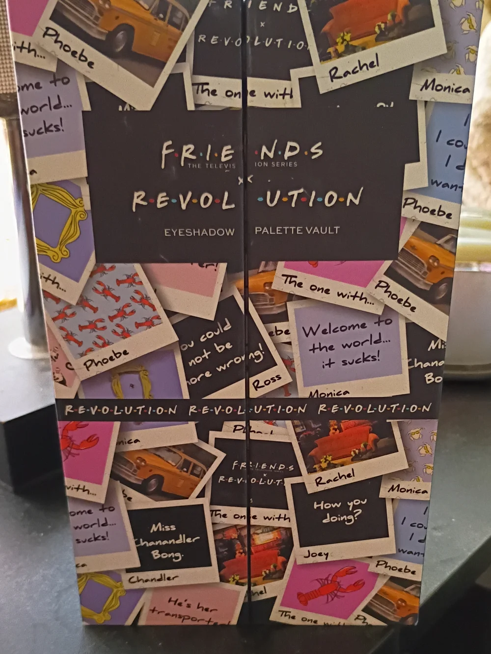 Friends Revolution Eyeshadow Vault